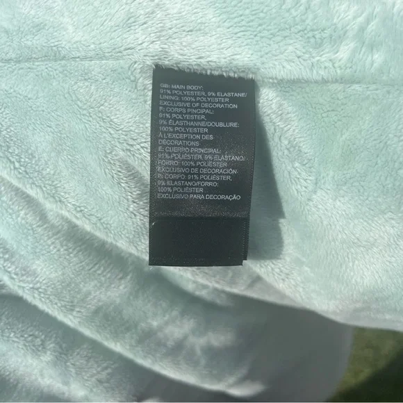 Mint Green North Face Rain Jacket - Picture 7 of 7